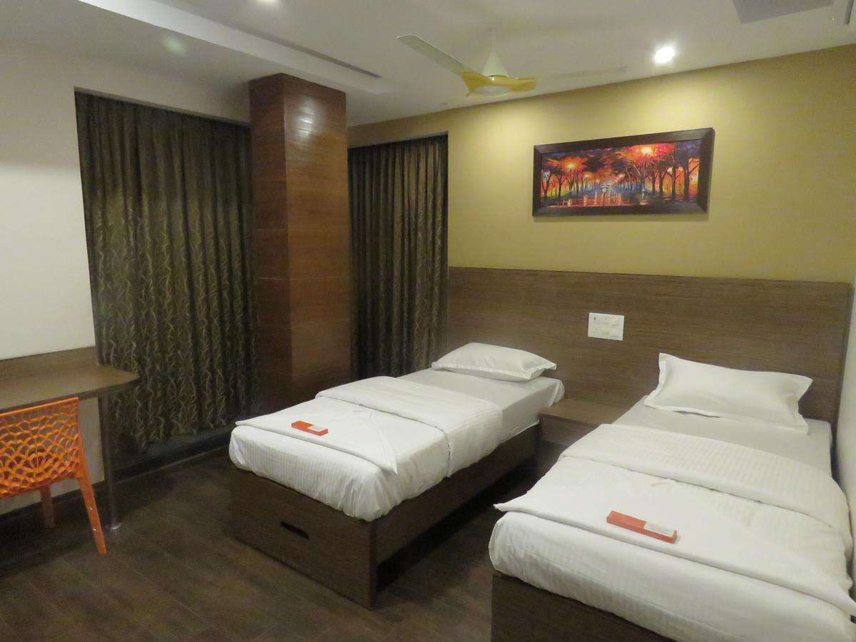 Hotel Orangeinn Omr Perungudi Ченнаи Экстерьер фото